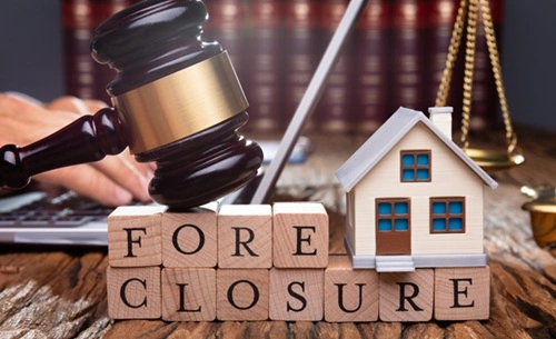 Foreclosure Lawyer