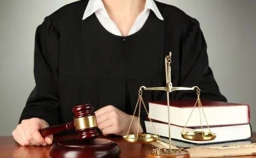 How Much Does a Parole Lawyer Cost?