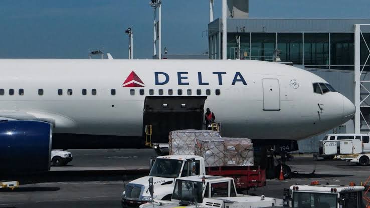 Madison Cupp Delta Air Lines Lawsuit: $2.35 Million Claim Over False Human-Trafficking Accusation